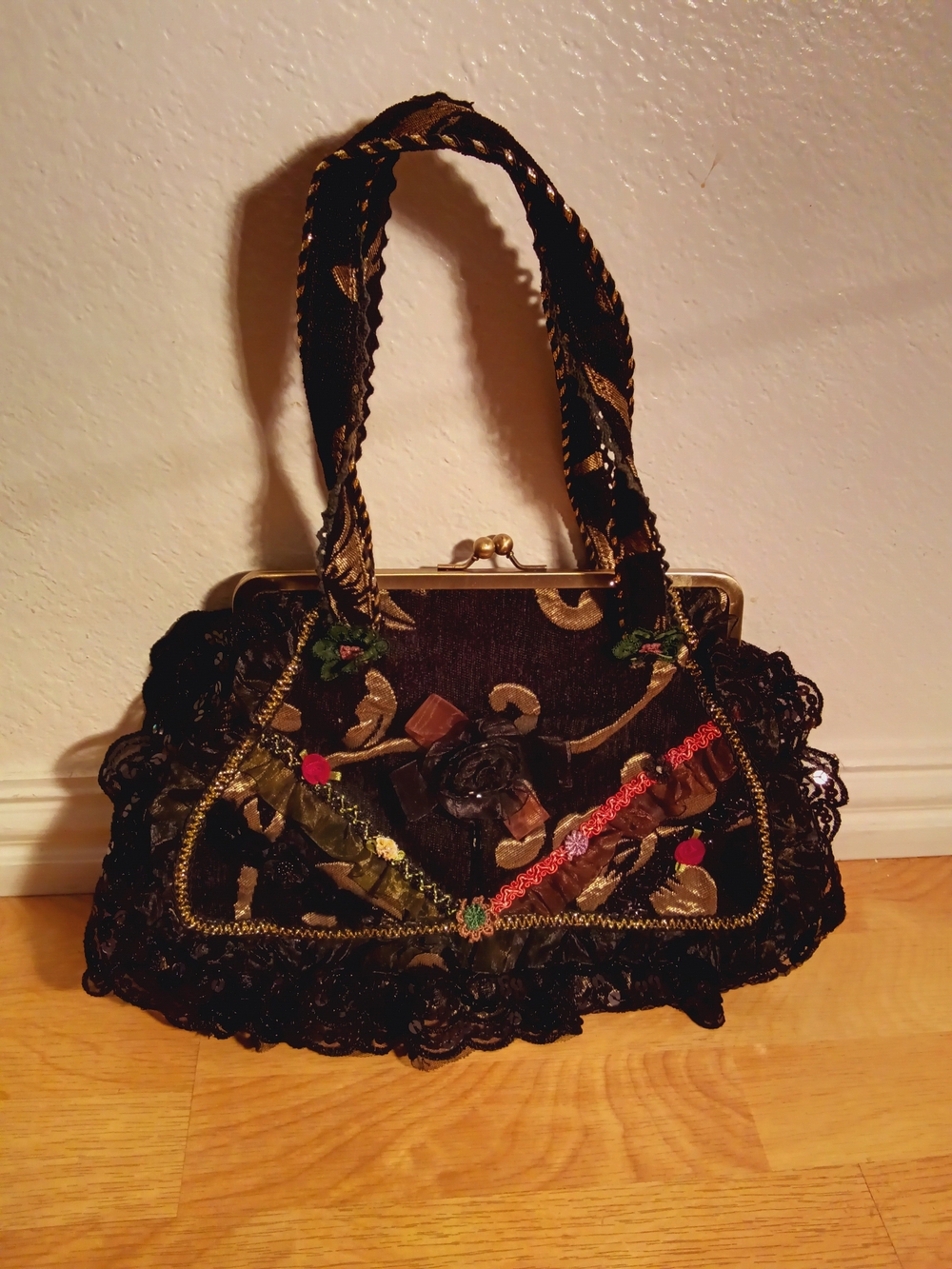 Vintage Chiflower  Lace Tapestry Ribbon Metal Frame Bag Boho Cottagecore  Purse - Picture 6 of 16